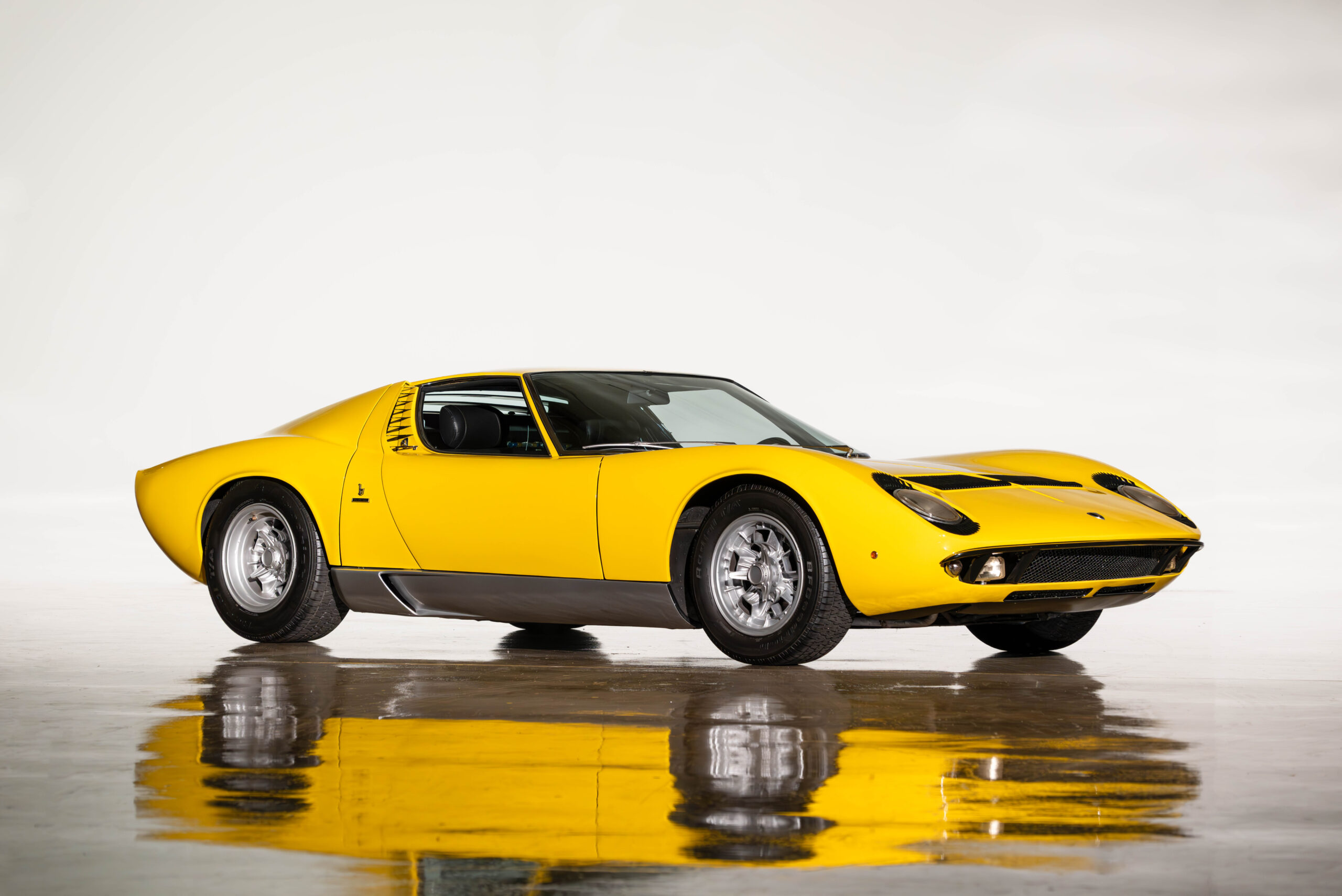 1969 lamborghini miura s by bertone